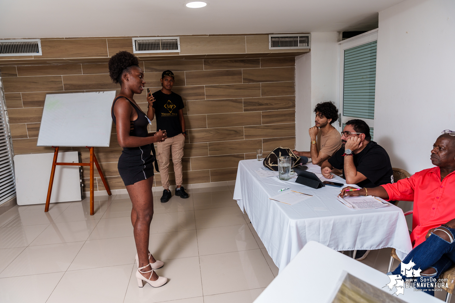 Se realizó con éxito el casting para seleccionar modelos de Buenaventura para las pasarelas de Colombiamoda y Bogotá Fashion Week