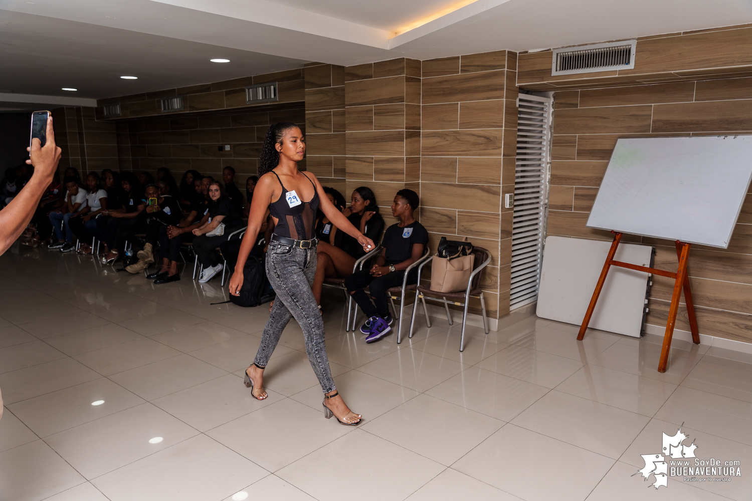 Se realizó con éxito el casting para seleccionar modelos de Buenaventura para las pasarelas de Colombiamoda y Bogotá Fashion Week