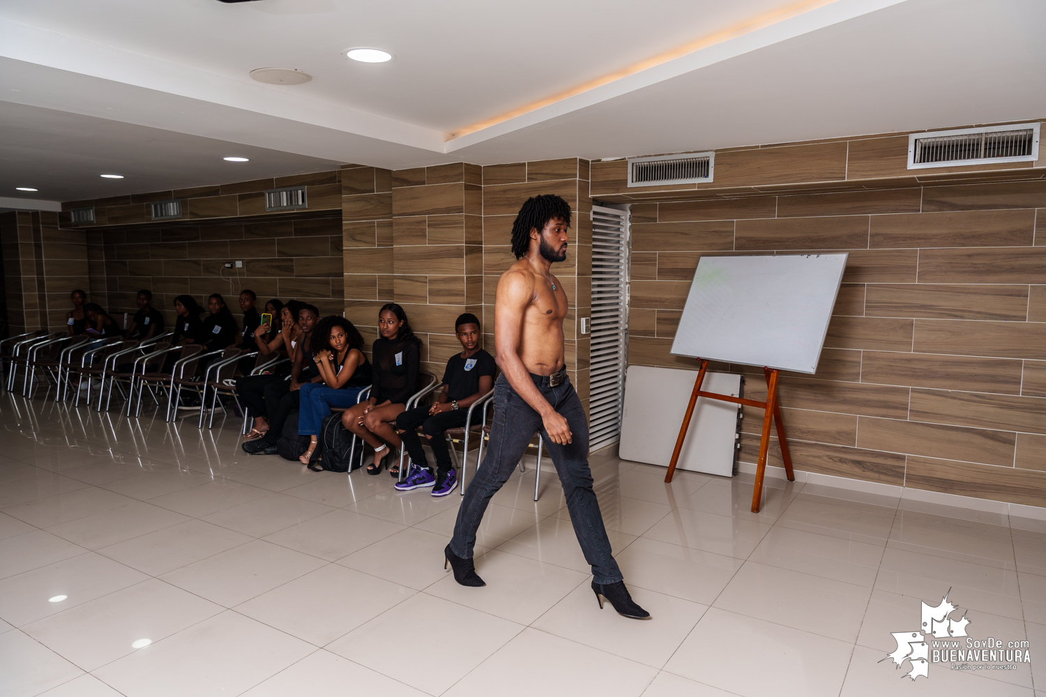 Se realizó con éxito el casting para seleccionar modelos de Buenaventura para las pasarelas de Colombiamoda y Bogotá Fashion Week
