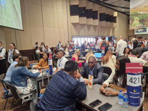 Empresarios de Buenaventura presentes en la Macrorrueda 100, el evento de promoción comercial más importante del país