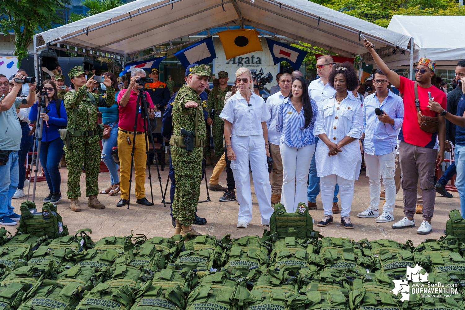 La Gobernación del Valle entregó 765 elementos de protección a la Armada Nacional en Buenaventura 