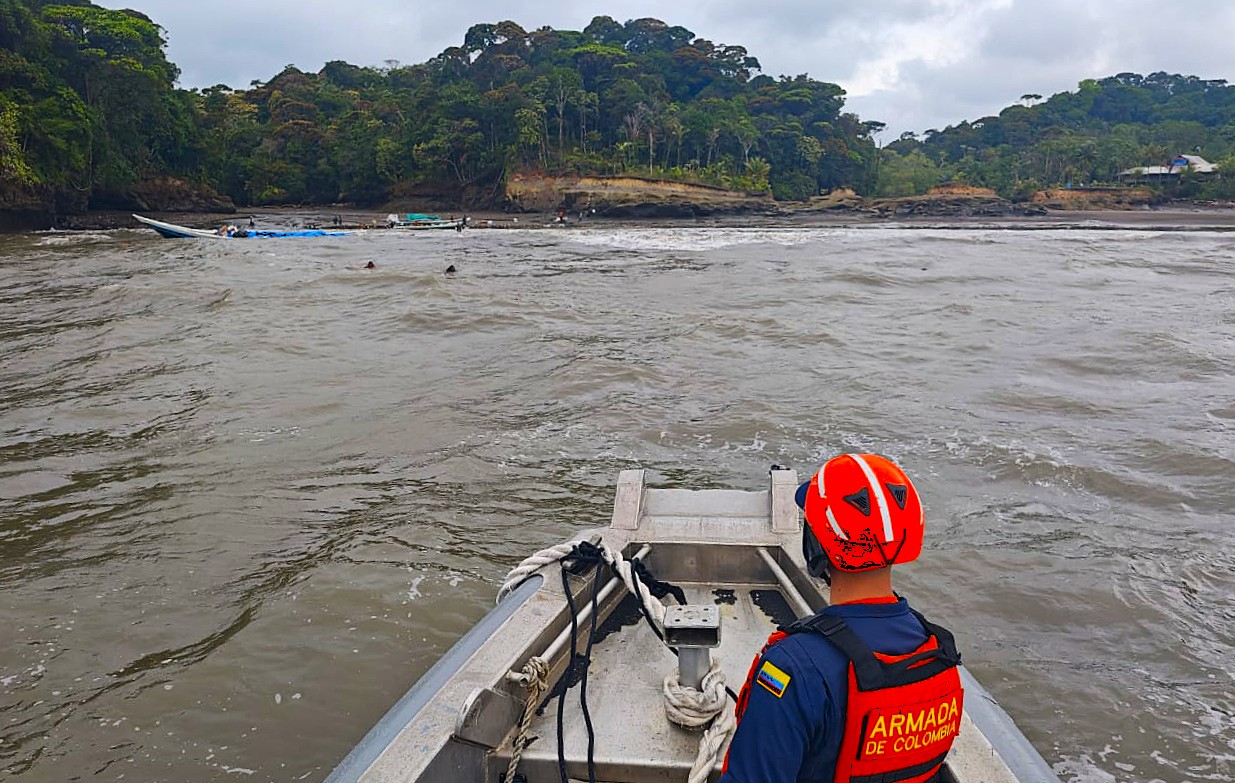 La Armada de Colombia atendió emergencia de una embarcación en Buenaventura
