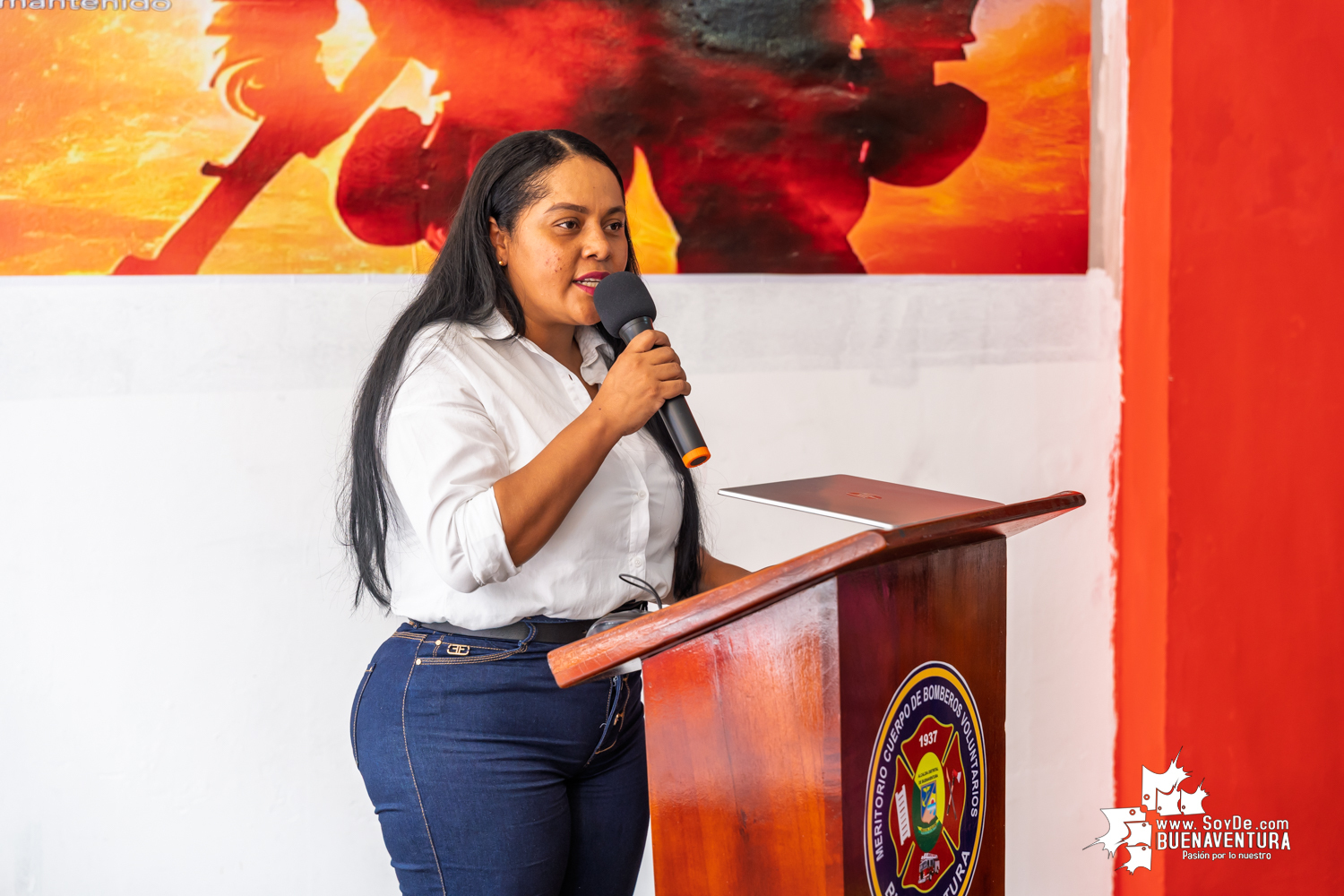 El Capitán Haider Grijalba asumió la comandancia del Meritorio Cuerpo de Bomberos Voluntarios de Buenaventura