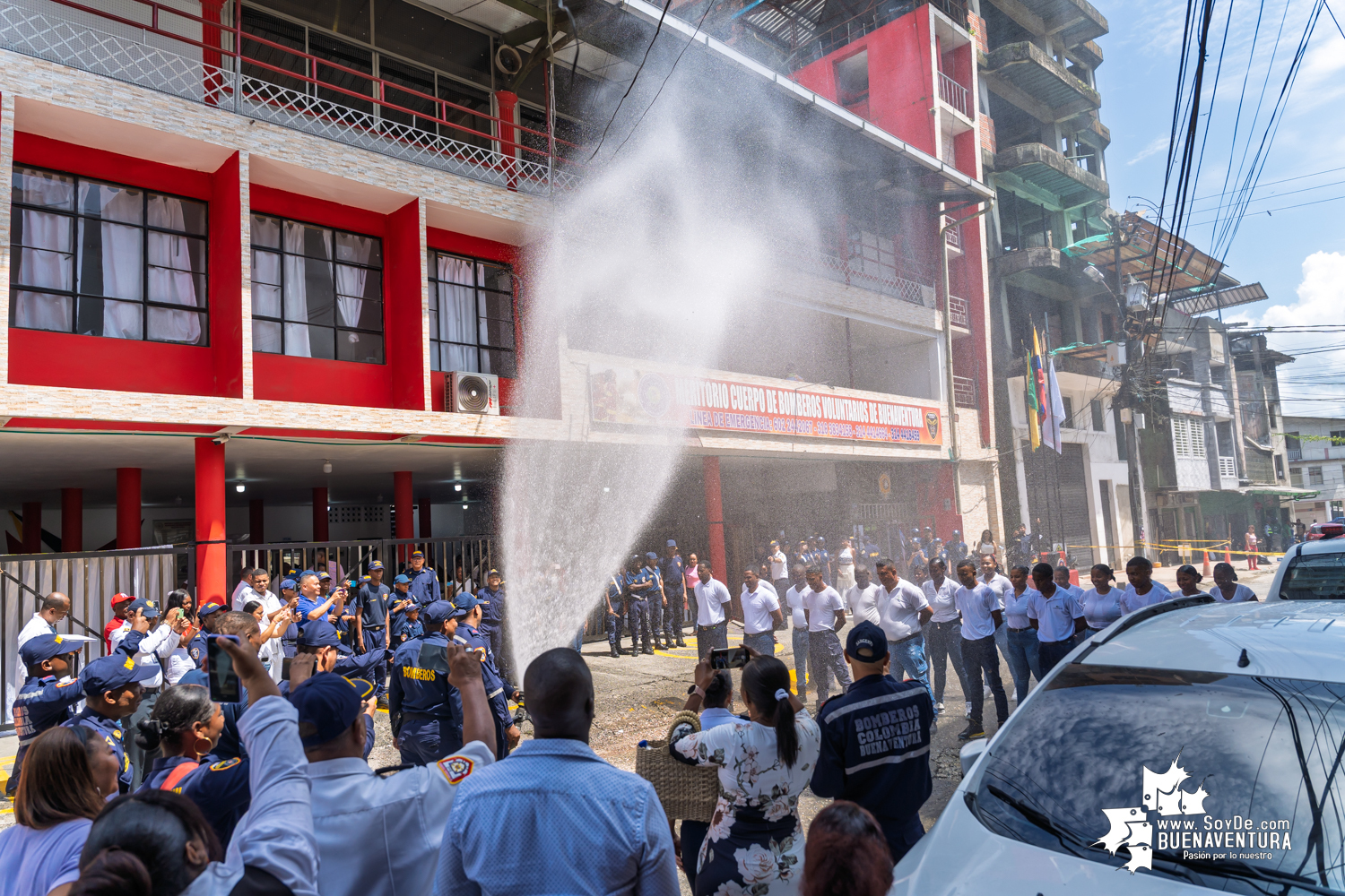 El Capitán Haider Grijalba asumió la comandancia del Meritorio Cuerpo de Bomberos Voluntarios de Buenaventura