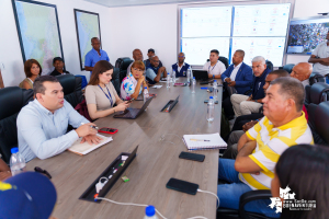 Buenaventura: La Unidad Nacional para la Gestión del Riesgo de Desastres asumió el compromiso para culminar obra del estadio Marino Klinger Salazar 