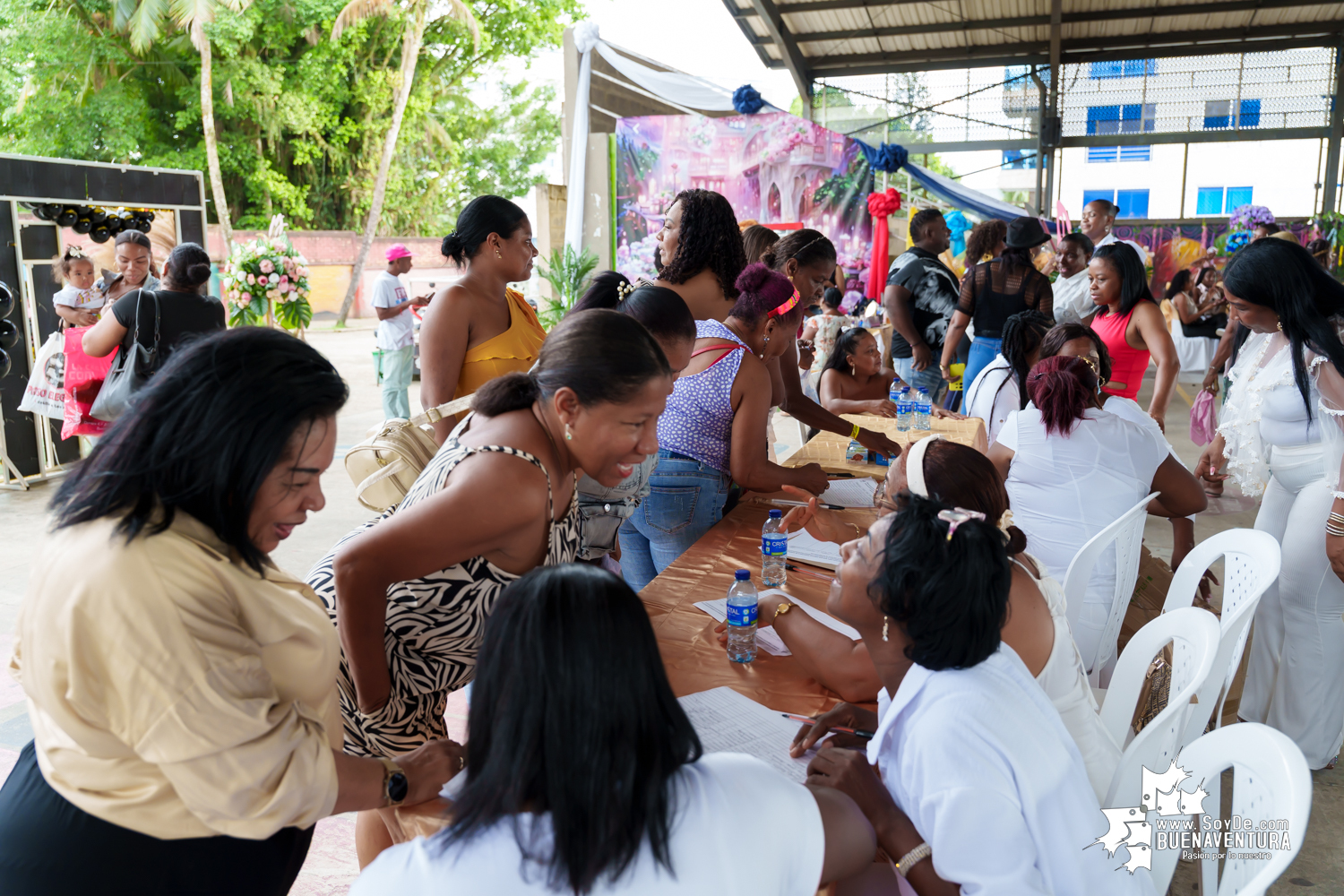 Buenaventura celebra a sus mujeres con un emotivo homenaje liderado por la Alcaldía Distrital