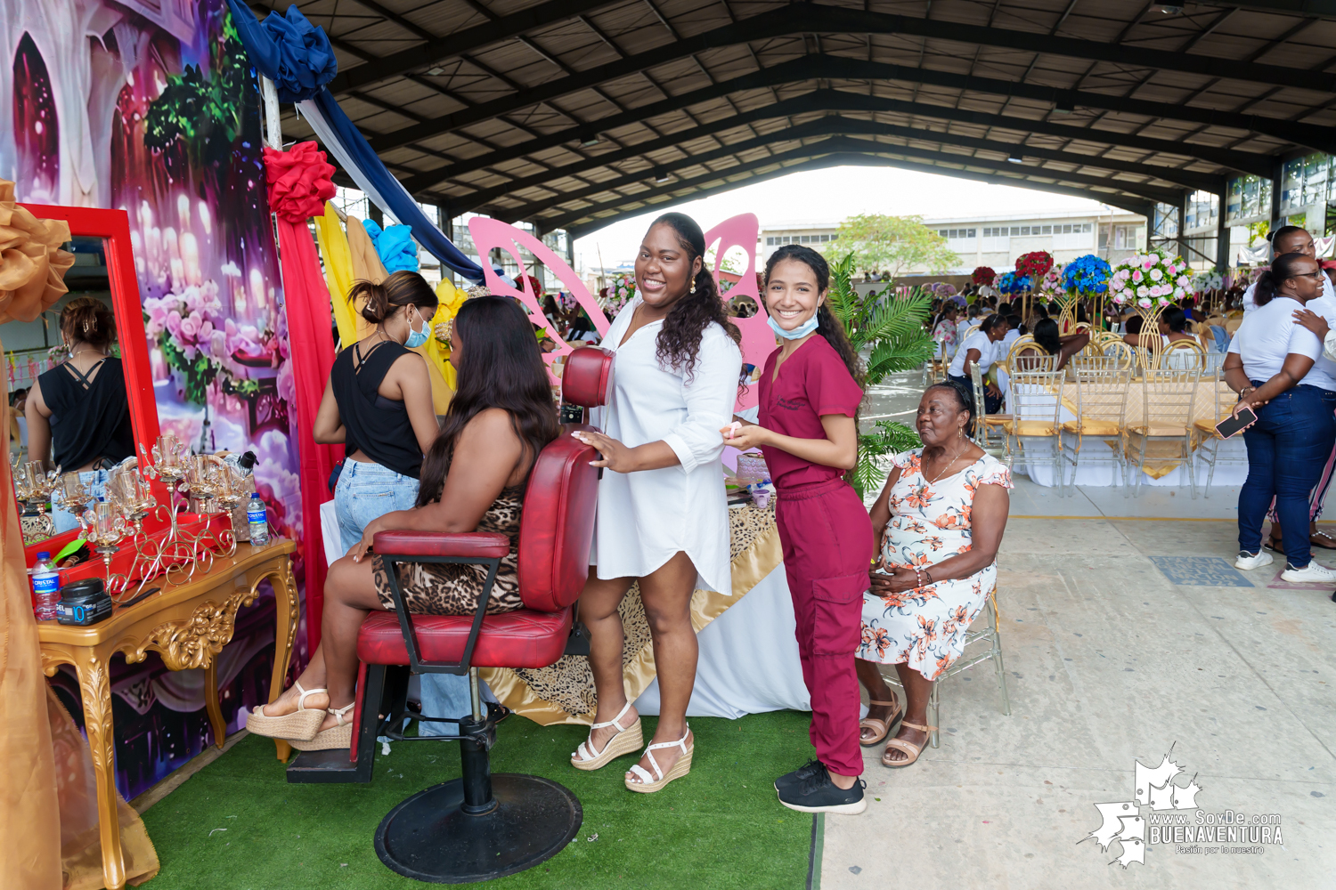 Buenaventura celebra a sus mujeres con un emotivo homenaje liderado por la Alcaldía Distrital