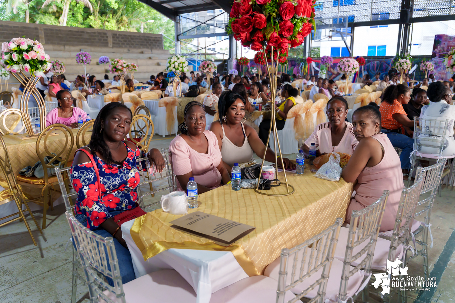 Buenaventura celebra a sus mujeres con un emotivo homenaje liderado por la Alcaldía Distrital