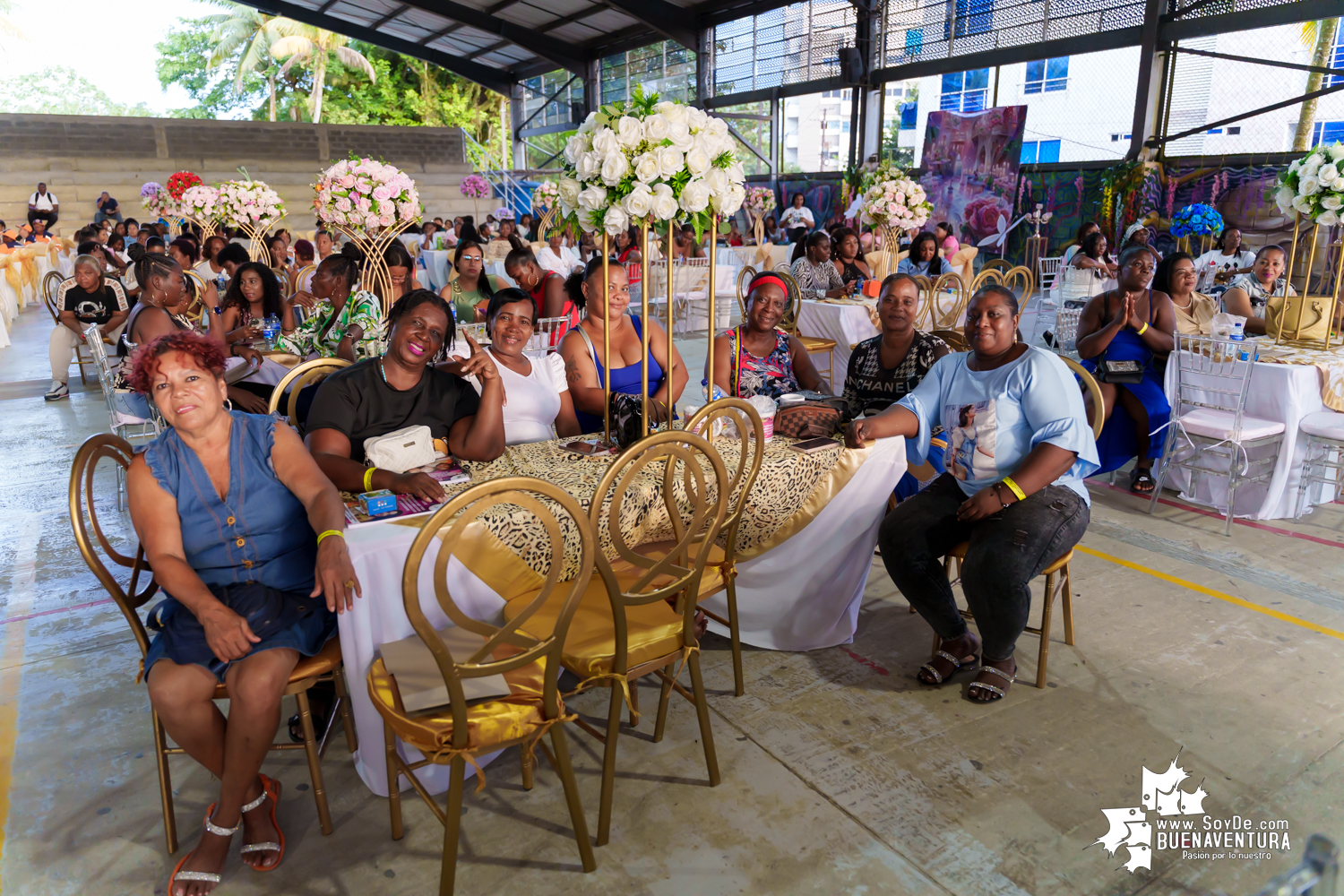 Buenaventura celebra a sus mujeres con un emotivo homenaje liderado por la Alcaldía Distrital