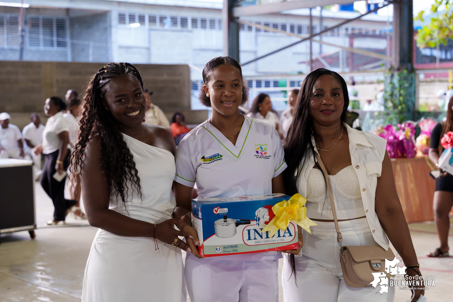 Buenaventura celebra a sus mujeres con un emotivo homenaje liderado por la Alcaldía Distrital