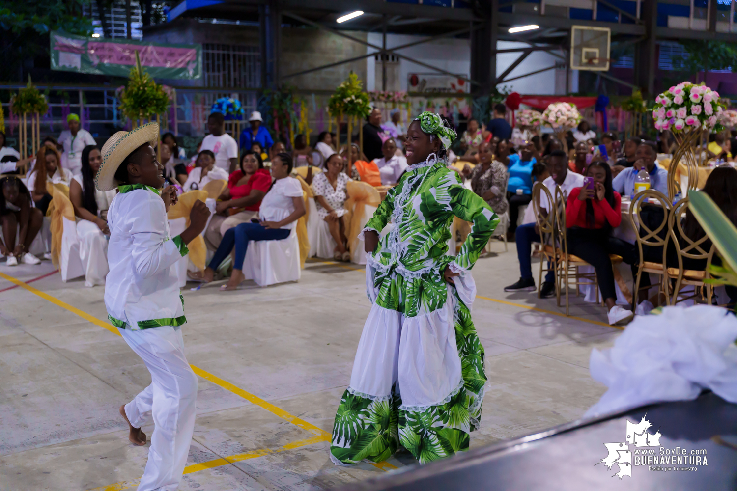 Buenaventura celebra a sus mujeres con un emotivo homenaje liderado por la Alcaldía Distrital