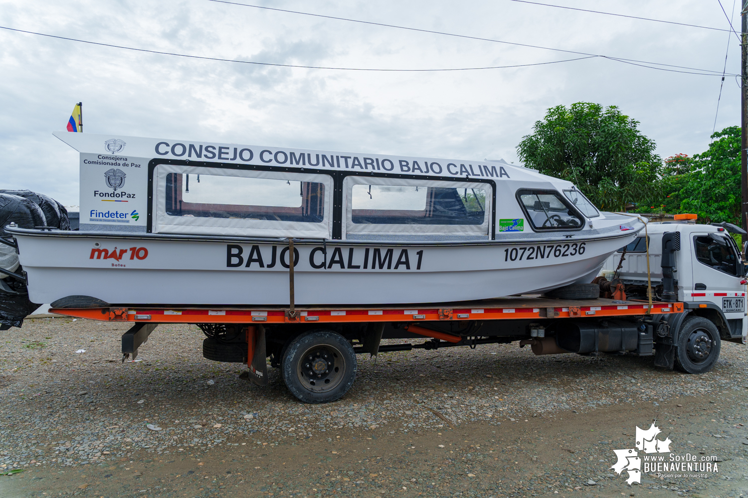 Comunidades del Bajo Calima en Buenaventura recibieron dos lanchas para garantizar su movilidad 