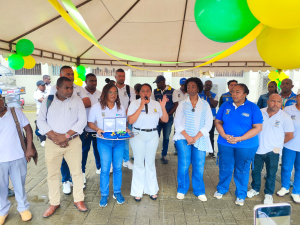 En Buenaventura se refuerza el suministro de agua potable con 2 carro tanque