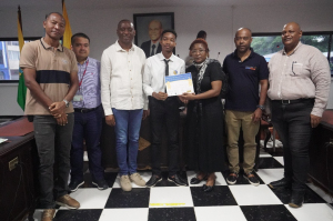 Debaten uso de energía atómica: estudiantes de Buenaventura brillan en segunda simulación modelo de la ONU