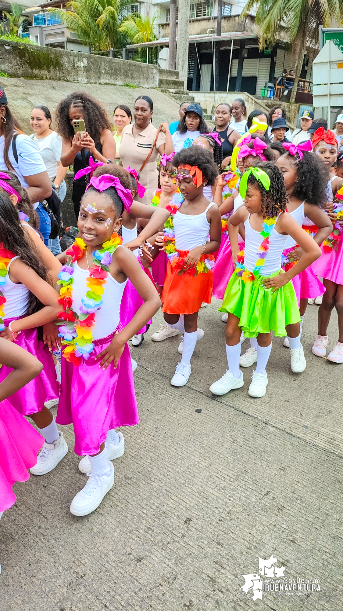Buenaventura celebró el Día Internacional del Niño con un Carnaval de la Alegría