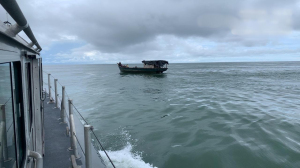 Fueron rescatadas nueve personas a bordo de una embarcación en el Pacífico colombiano