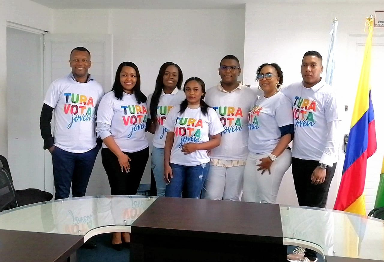 Jóvenes de Buenaventura transforman su territorio mediante decisiones concertadas