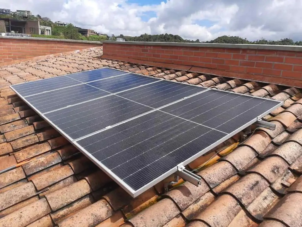 Siete escuelas de la zona rural de Buenaventura recibirán paneles solares para mejorar el suministro eléctrico