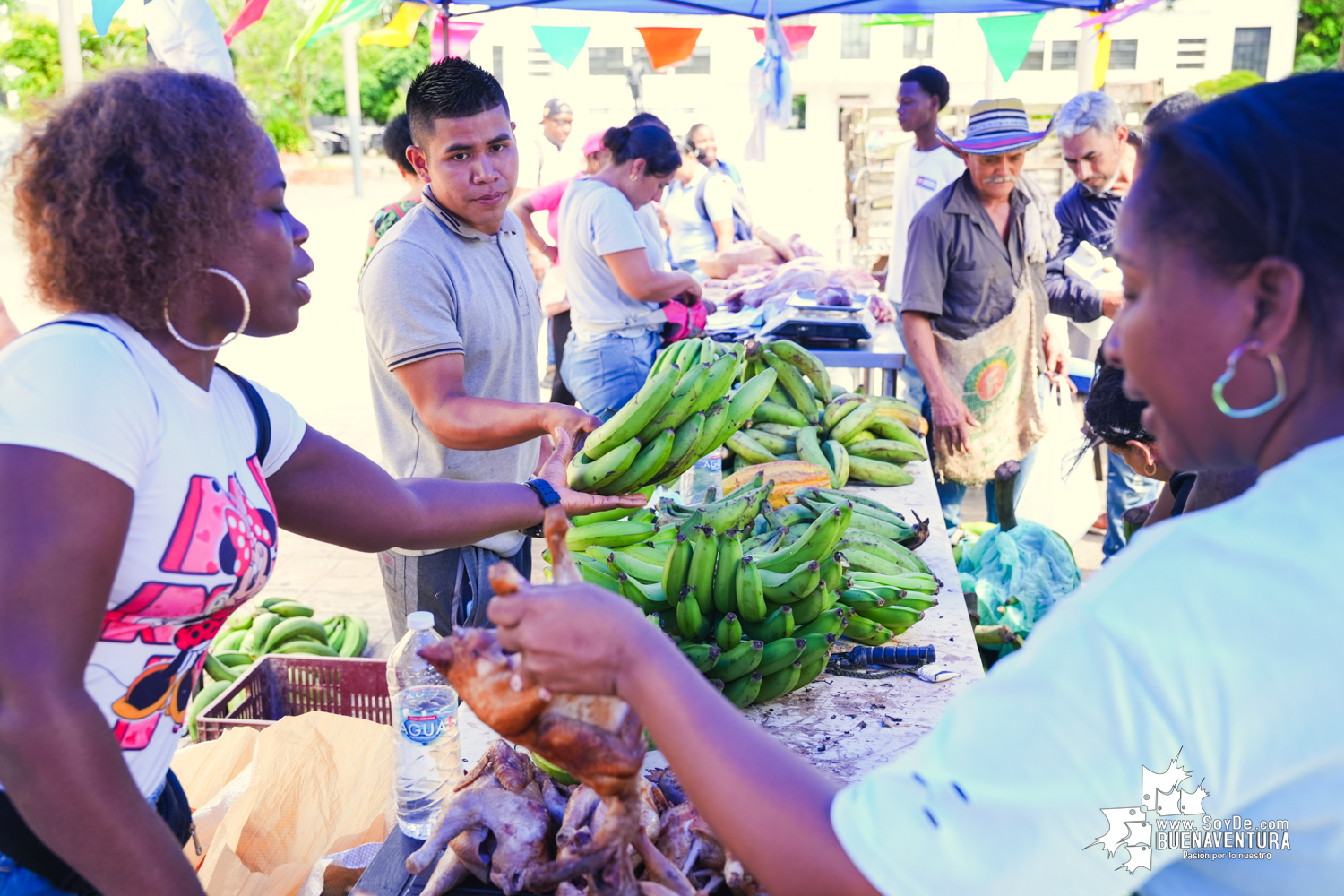 Mercado Campesino de Buenaventura: Una iniciativa que conecta el campo con la ciudad