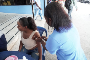 Buenaventura exige carné de vacunación contra fiebre amarilla a viajeros