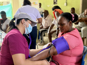 Más de 800 personas recibieron atención médica gratuita en jornada de desarrollo en el Bajo Calima en Buenaventura