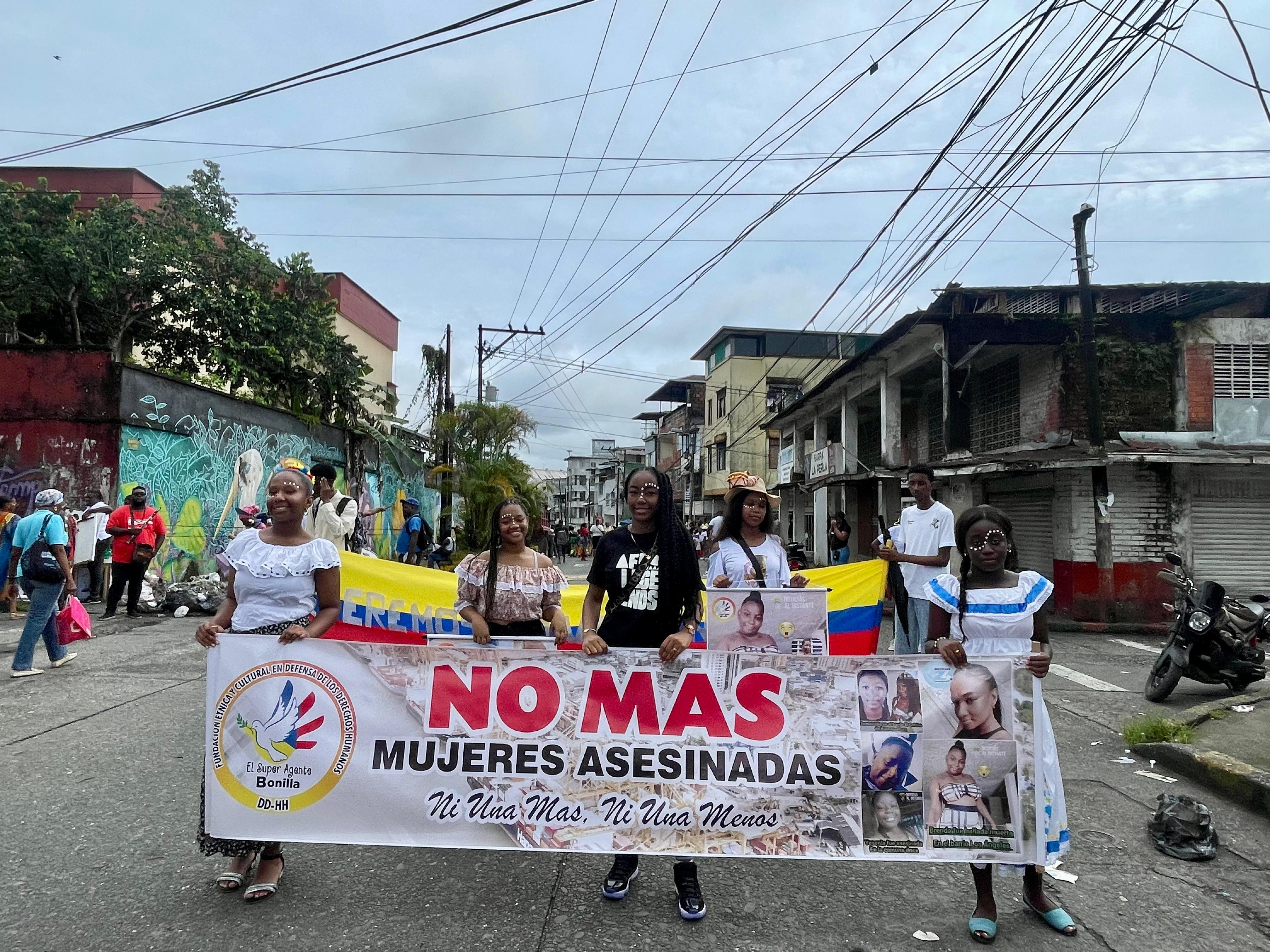 Buenaventura celebró su identidad cultural con colorido desfile y encuentro de danzas