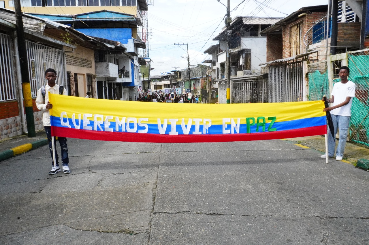 Buenaventura celebró su identidad cultural con colorido desfile y encuentro de danzas