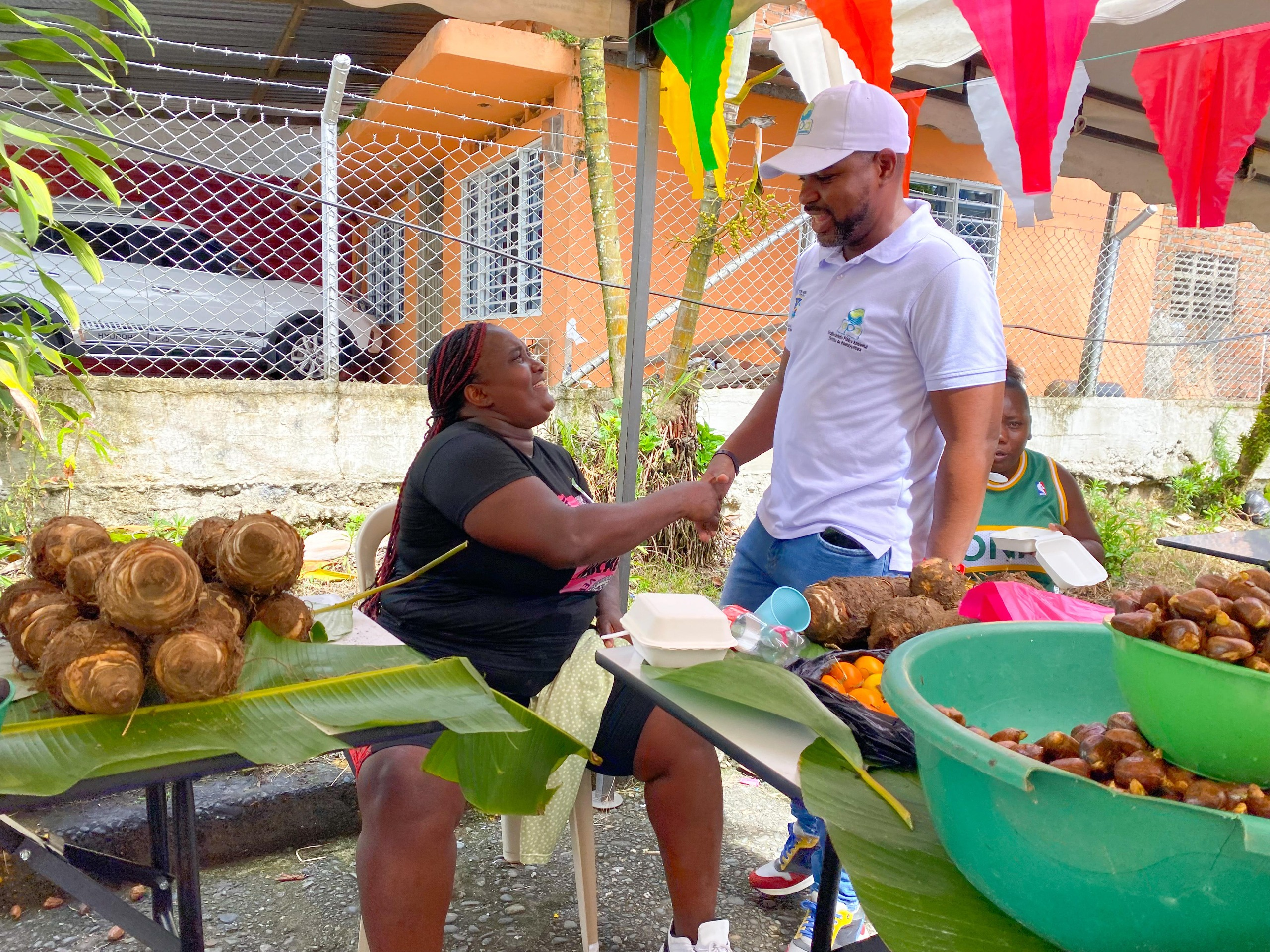 Miniferia Campesina promueve conciencia ambiental y consumo local en Buenaventura