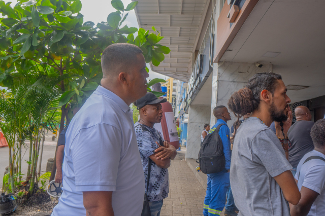 Buenaventura implementa plan piloto para la reactivación económica en la Calle Primera en el centro de la ciudad