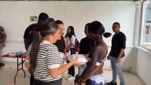 El meritorio Cuerpo de Bomberos Voluntarios de Buenaventura apoyó jornada social en pro de un sector de población vulnerable