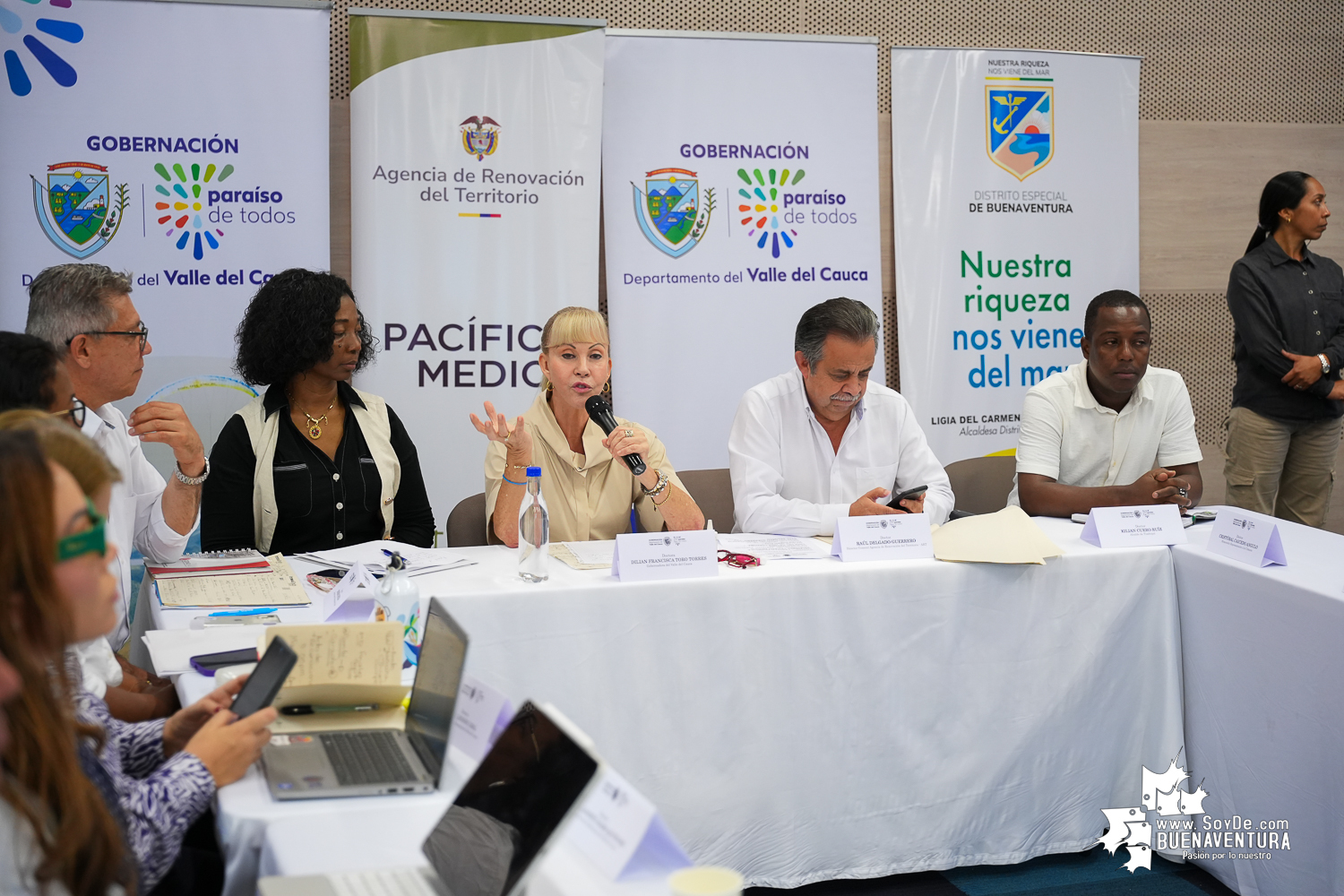 La Gobernadora del Valle impulsa el acueducto de Buenaventura como propósito nacional a través de obras por impuestos