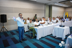 La Gobernadora del Valle impulsa el acueducto de Buenaventura como propósito nacional a través de obras por impuestos