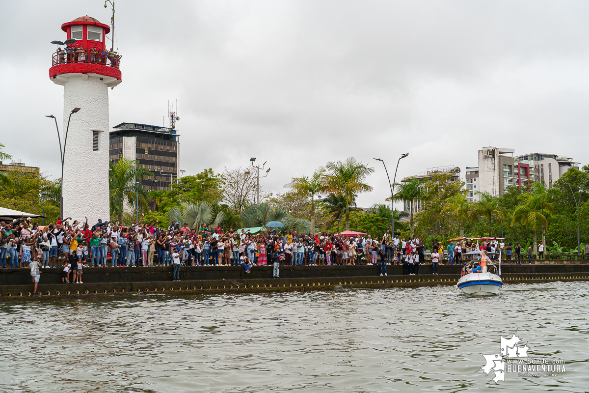 ¡Lo logró! En una histórica hazaña, la nadadora australiana Eva Buzo desafió las aguas del Pacífico por la paz y la resiliencia de Buenaventura