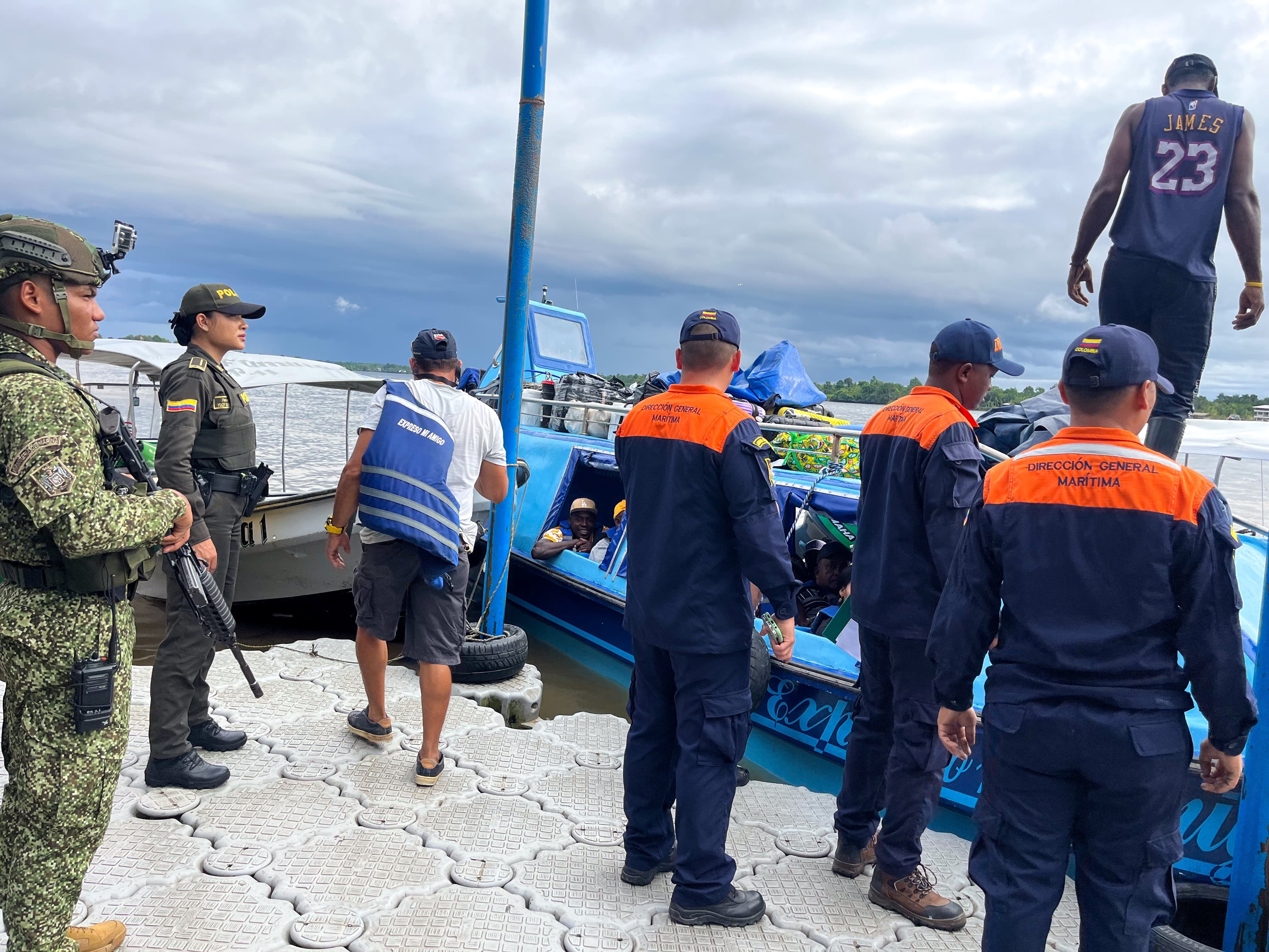 La DIMAR refuerza controles marítimos en Guapi para garantizar una temporada turística segura 