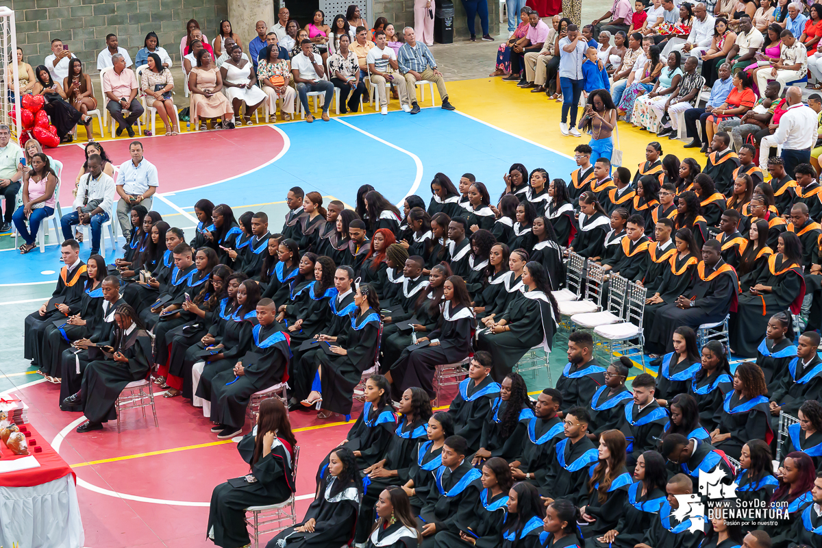La Universidad del Valle Seccional Pacífico graduó a 171 nuevos profesionales y tecnólogos en emotiva ceremonia 
