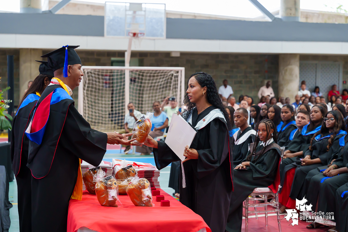 La Universidad del Valle Seccional Pacífico graduó a 171 nuevos profesionales y tecnólogos en emotiva ceremonia 