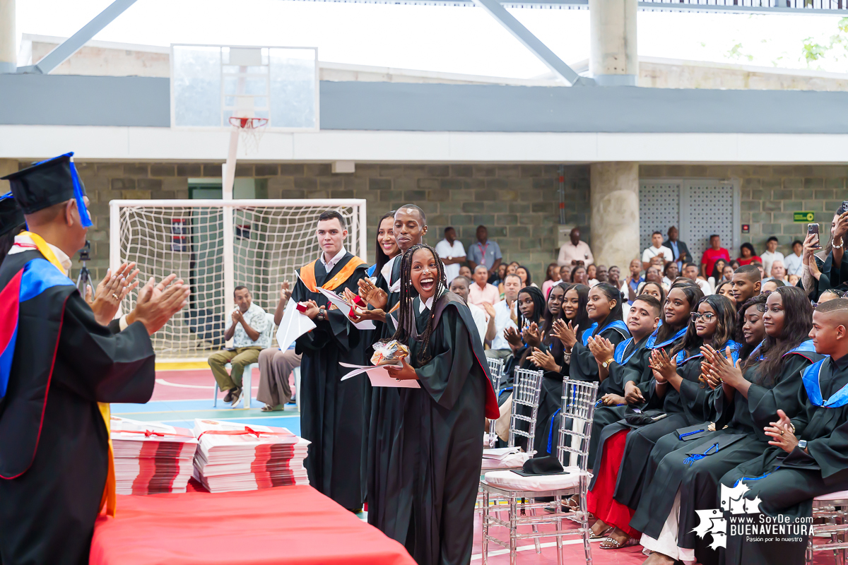 La Universidad del Valle Seccional Pacífico graduó a 171 nuevos profesionales y tecnólogos en emotiva ceremonia 