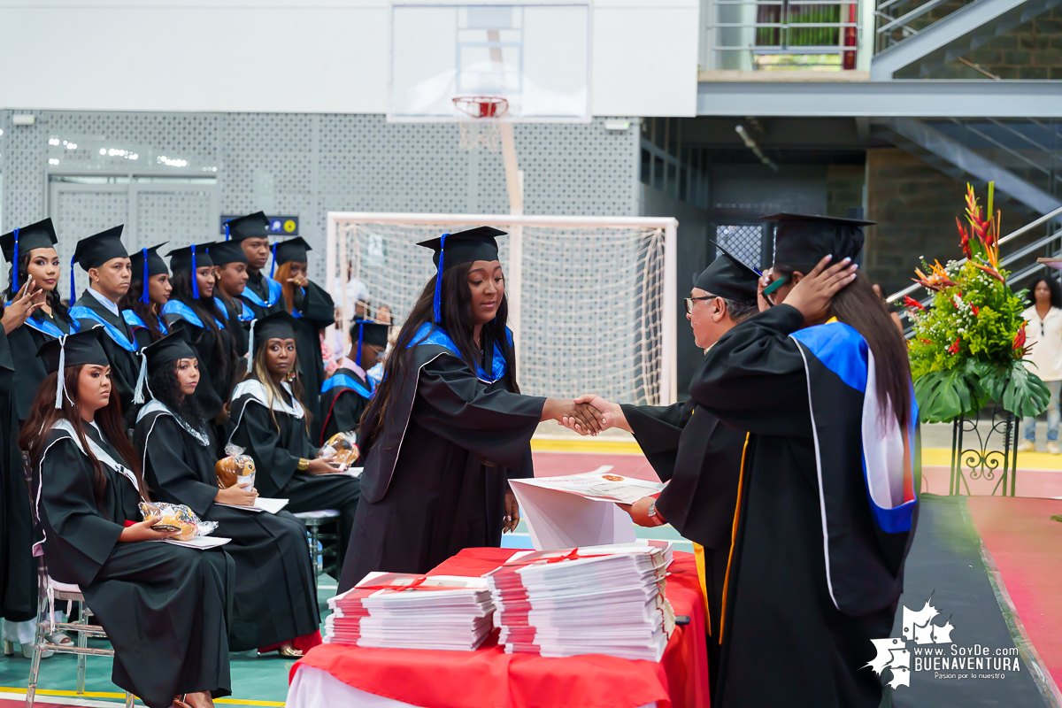 La Universidad del Valle Seccional Pacífico graduó a 171 nuevos profesionales y tecnólogos en emotiva ceremonia 