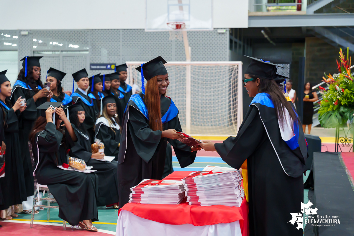 La Universidad del Valle Seccional Pacífico graduó a 171 nuevos profesionales y tecnólogos en emotiva ceremonia 