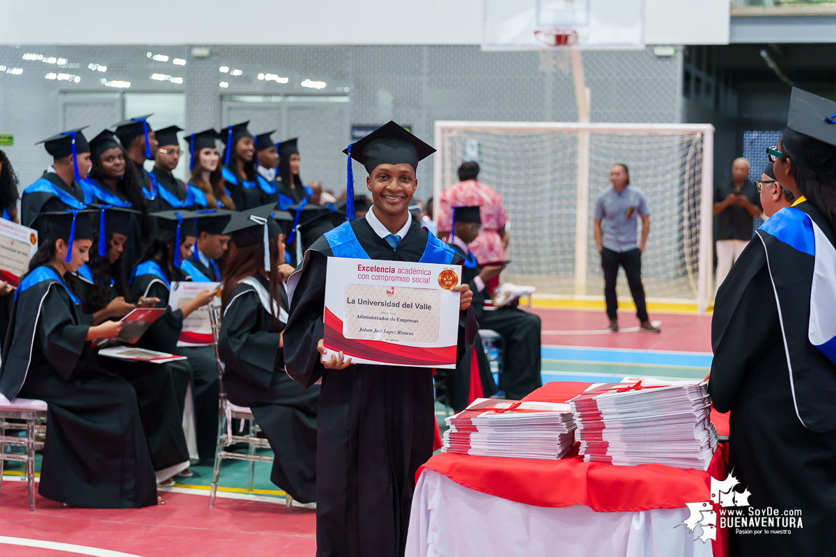 La Universidad del Valle Seccional Pacífico graduó a 171 nuevos profesionales y tecnólogos en emotiva ceremonia 