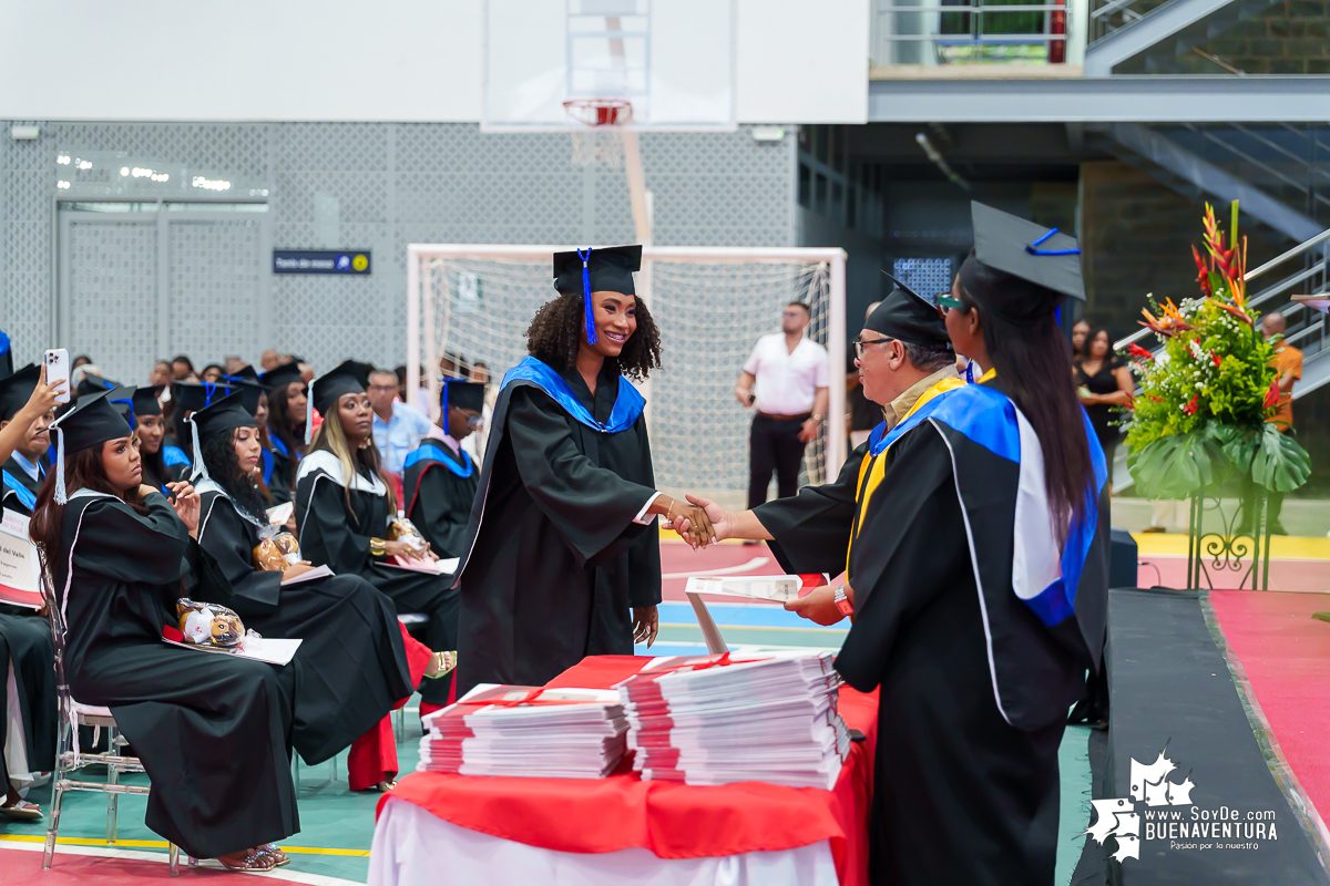 La Universidad del Valle Seccional Pacífico graduó a 171 nuevos profesionales y tecnólogos en emotiva ceremonia 