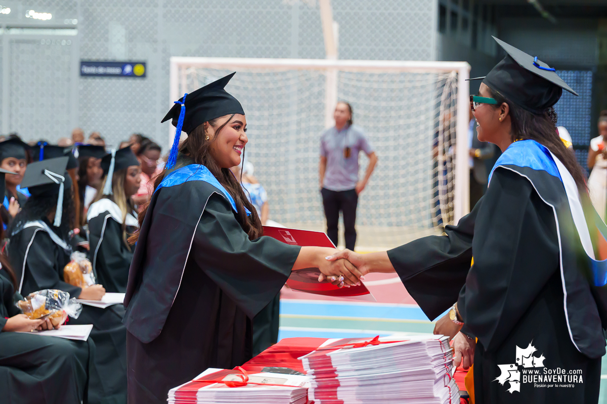 La Universidad del Valle Seccional Pacífico graduó a 171 nuevos profesionales y tecnólogos en emotiva ceremonia 