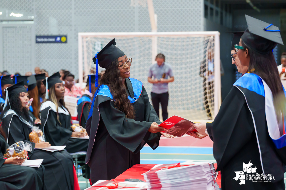 La Universidad del Valle Seccional Pacífico graduó a 171 nuevos profesionales y tecnólogos en emotiva ceremonia 