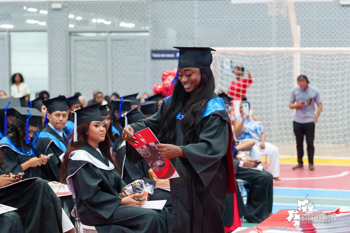 La Universidad del Valle Seccional Pacífico graduó a 171 nuevos profesionales y tecnólogos en emotiva ceremonia 