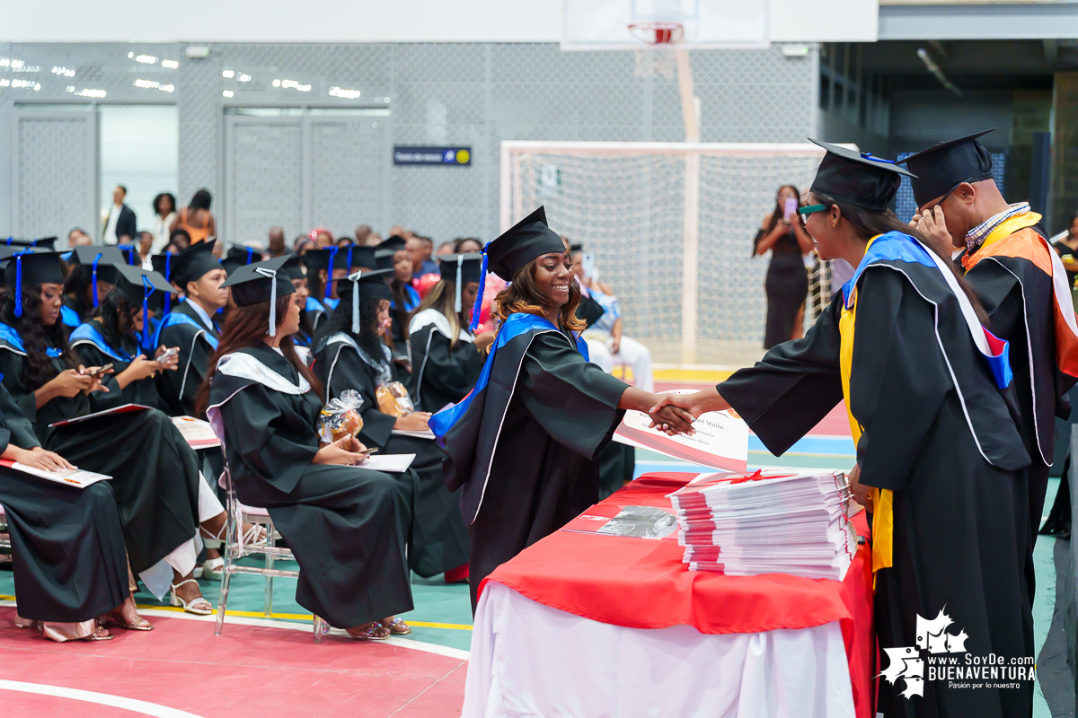 La Universidad del Valle Seccional Pacífico graduó a 171 nuevos profesionales y tecnólogos en emotiva ceremonia 