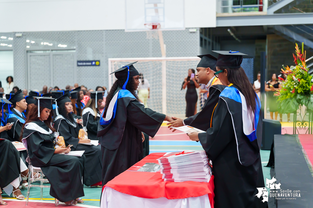 La Universidad del Valle Seccional Pacífico graduó a 171 nuevos profesionales y tecnólogos en emotiva ceremonia 