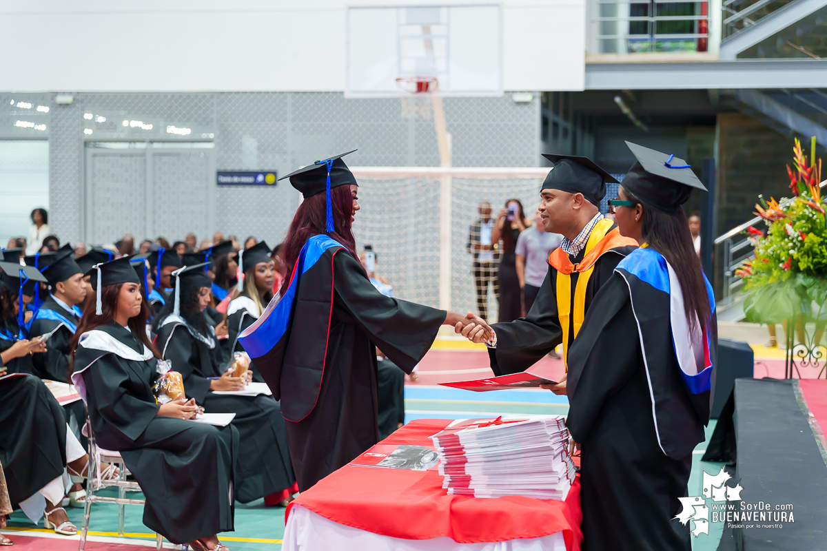 La Universidad del Valle Seccional Pacífico graduó a 171 nuevos profesionales y tecnólogos en emotiva ceremonia 