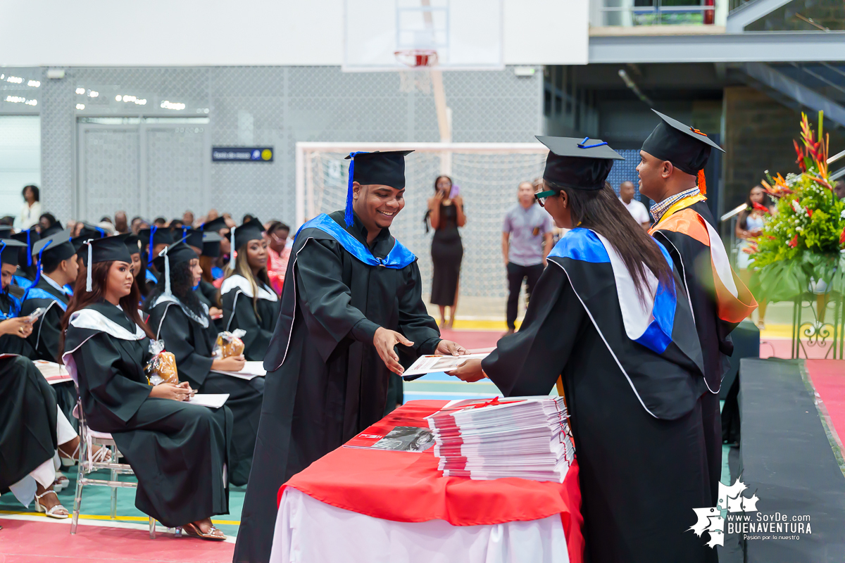 La Universidad del Valle Seccional Pacífico graduó a 171 nuevos profesionales y tecnólogos en emotiva ceremonia 
