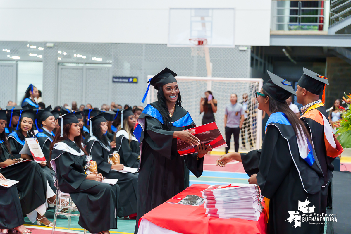La Universidad del Valle Seccional Pacífico graduó a 171 nuevos profesionales y tecnólogos en emotiva ceremonia 