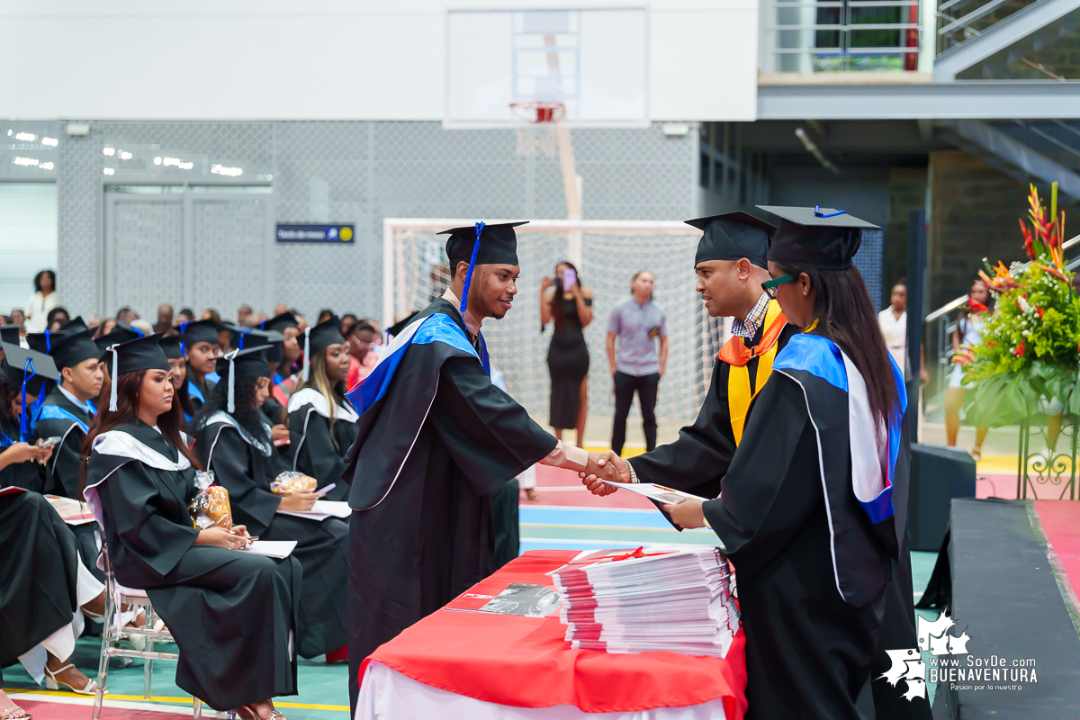 La Universidad del Valle Seccional Pacífico graduó a 171 nuevos profesionales y tecnólogos en emotiva ceremonia 